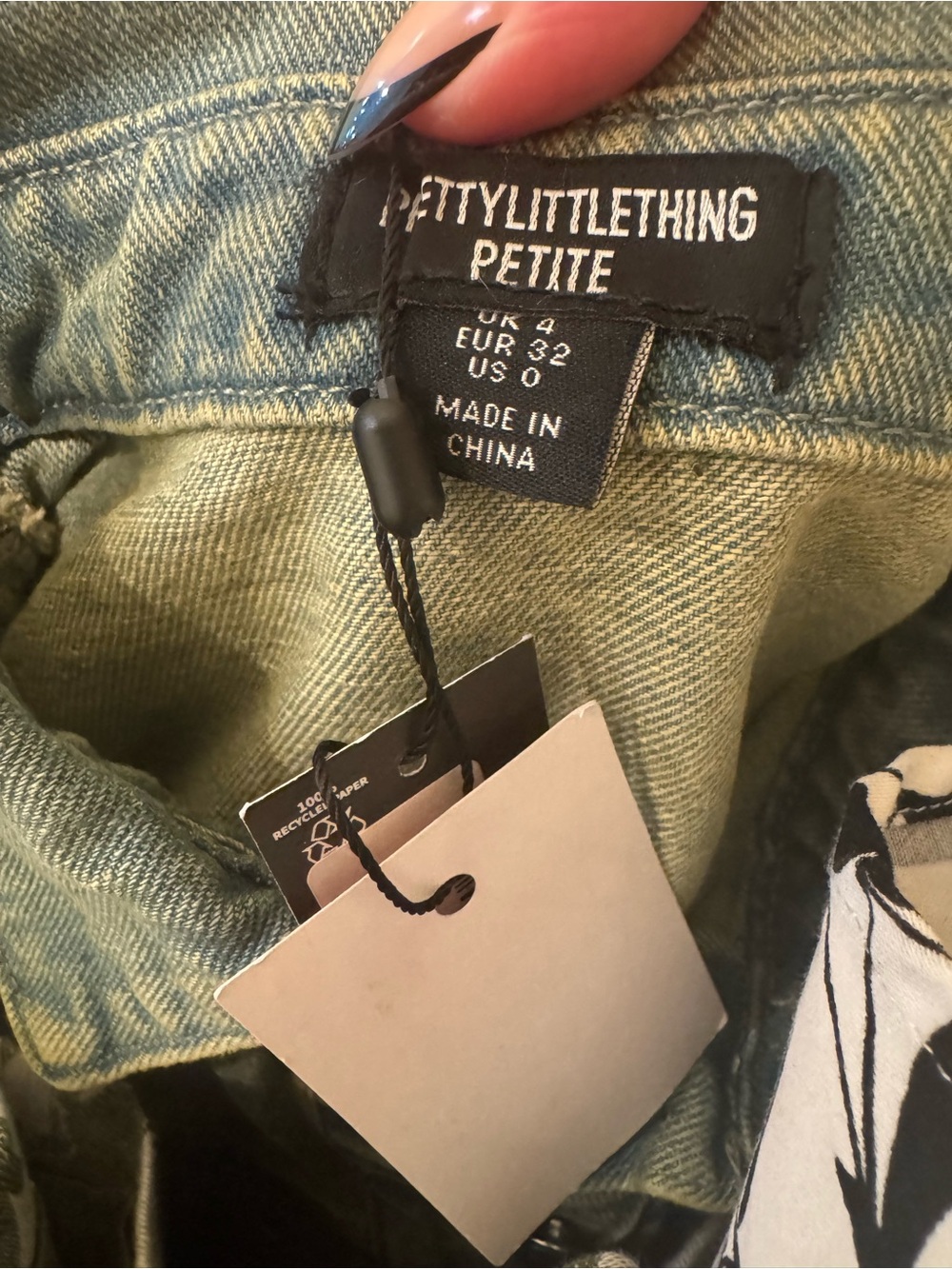 PrettyLittleThing Light Wash Cutout High-Waist Flare Jeans - Picture 3 of 4